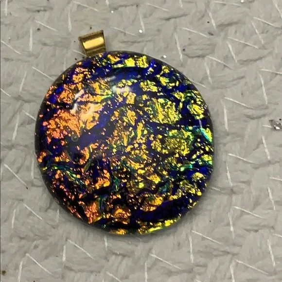 Glass Pendant - Picture 7 of 8